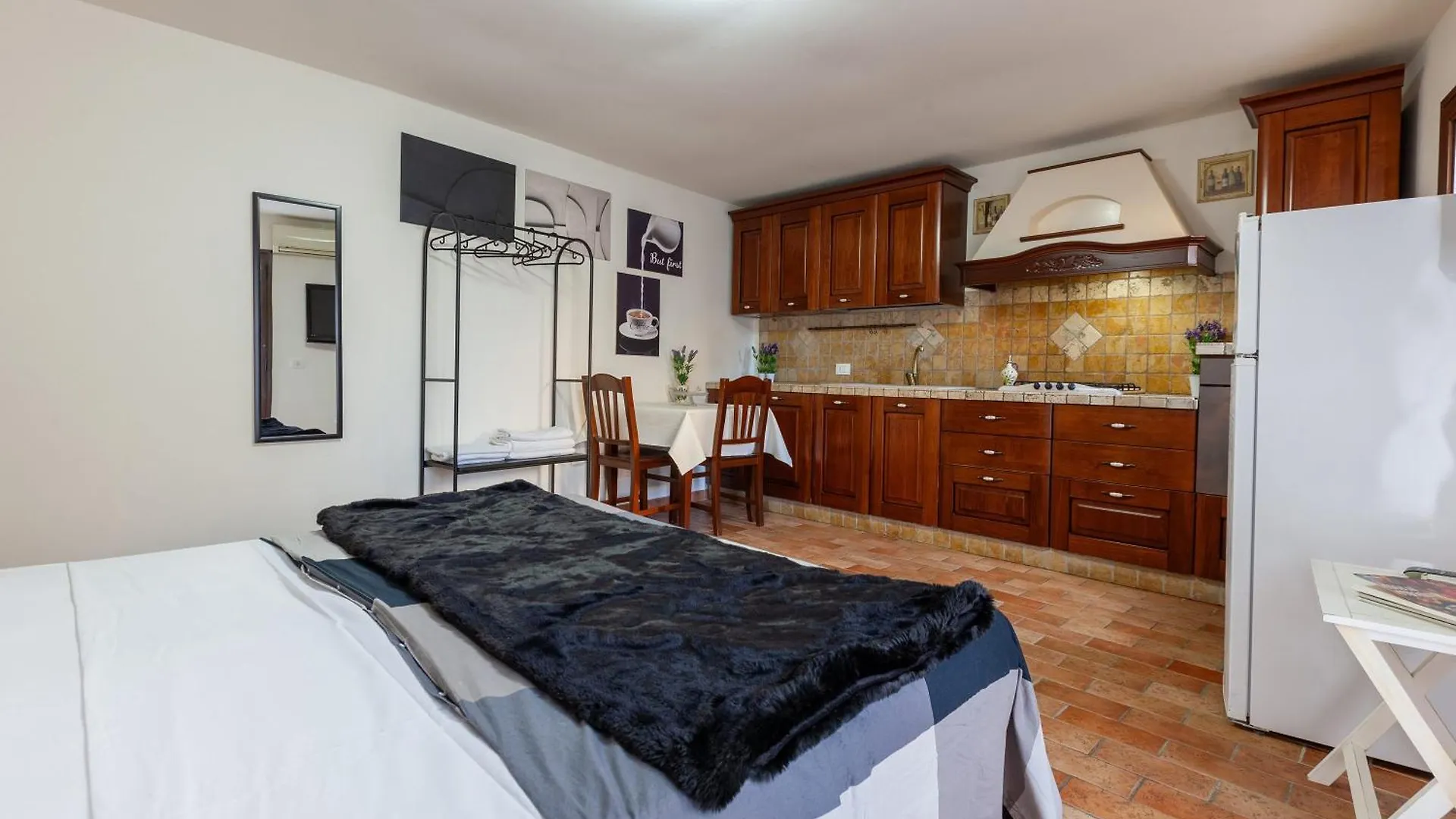 אגריג'נטו Aura Rooms