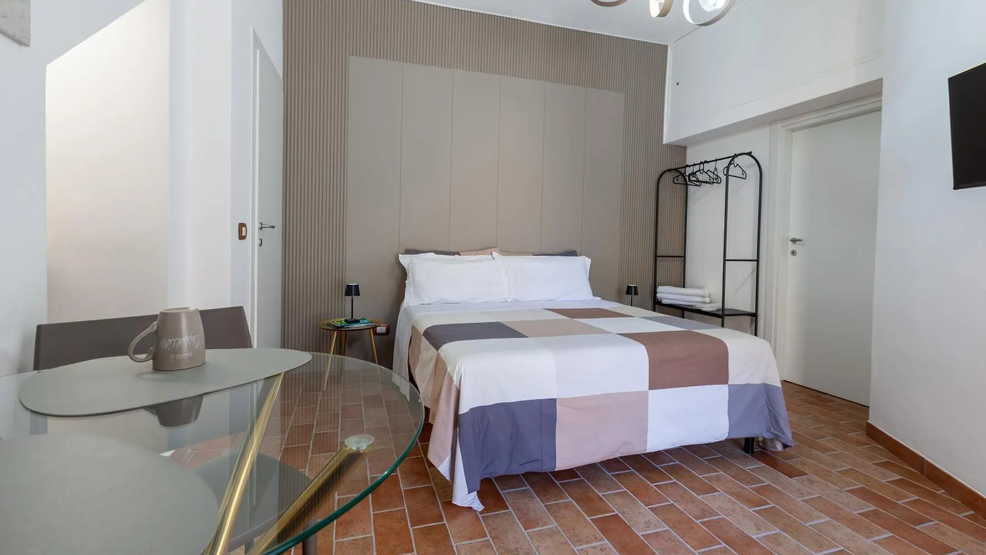 Aura Rooms Agrigento 0*,  İtalya